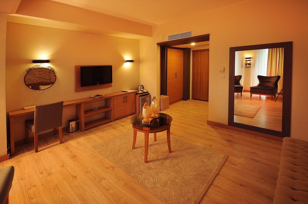 Imperial Park Hotel Izmit Rom bilde