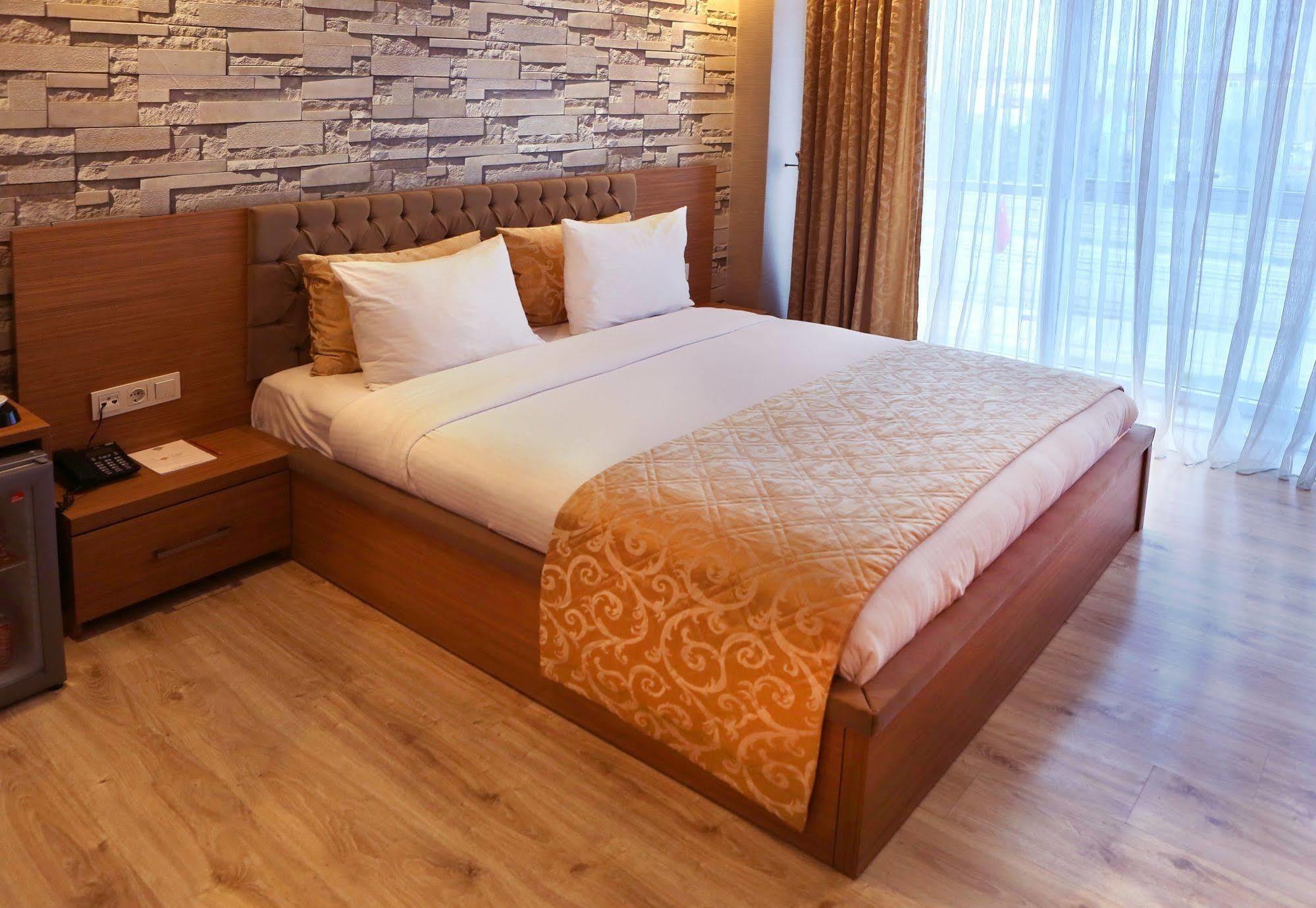 Imperial Park Hotel Izmit Eksteriør bilde